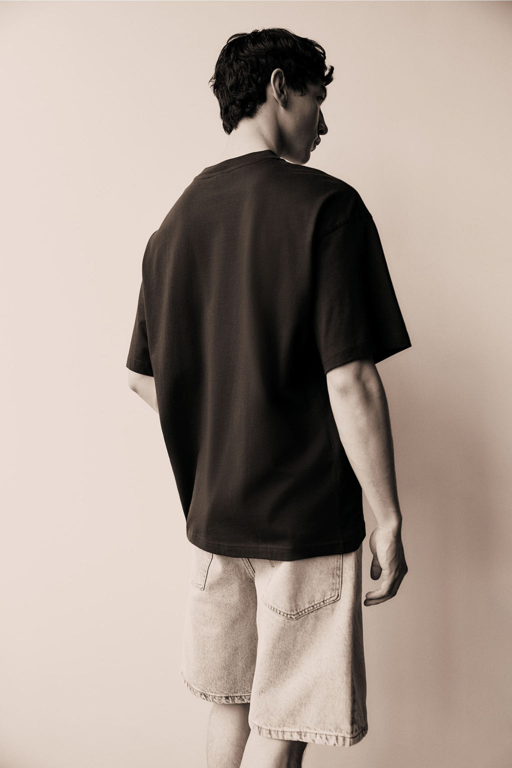 Plain Solid Black T Shirt for Men and Women